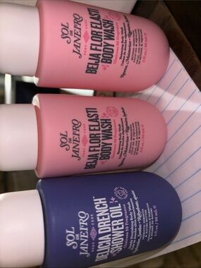 Sol de Janeiro Pink & Purple Beija Flor Elasti and Drench Body Wash Duo